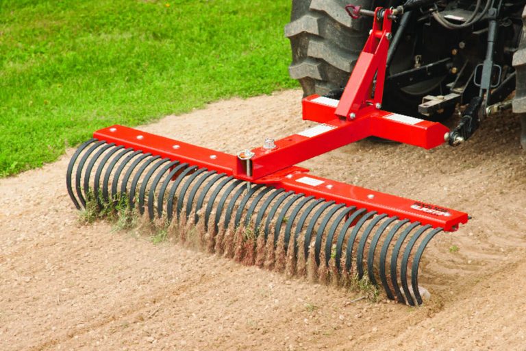 landscape-rakes-key-benefit-finesse-to-impress-1400x933